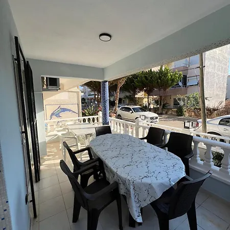 Villa With Mustakil Pool And Jacuzzi Didim